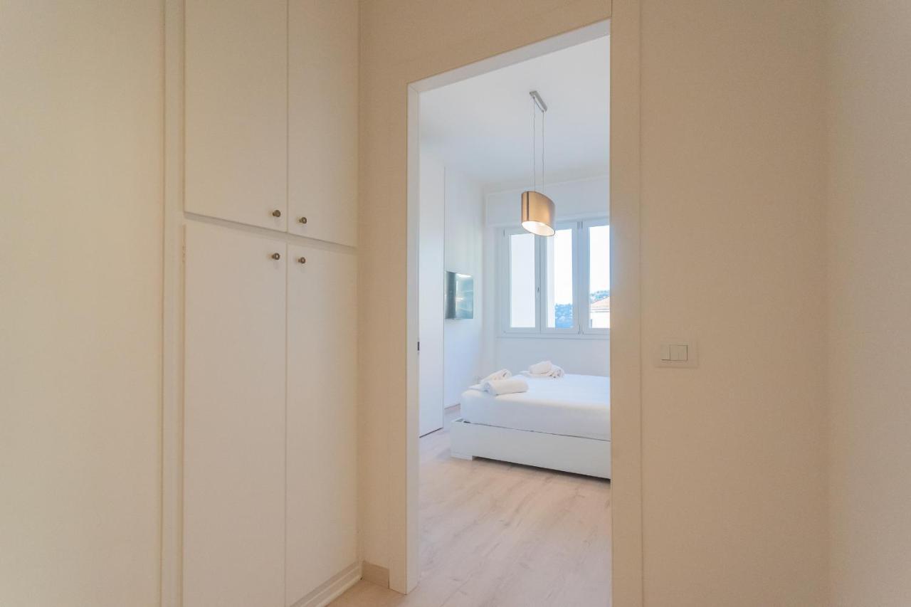 White Lake View Apartment By Rent All コモ エクステリア 写真