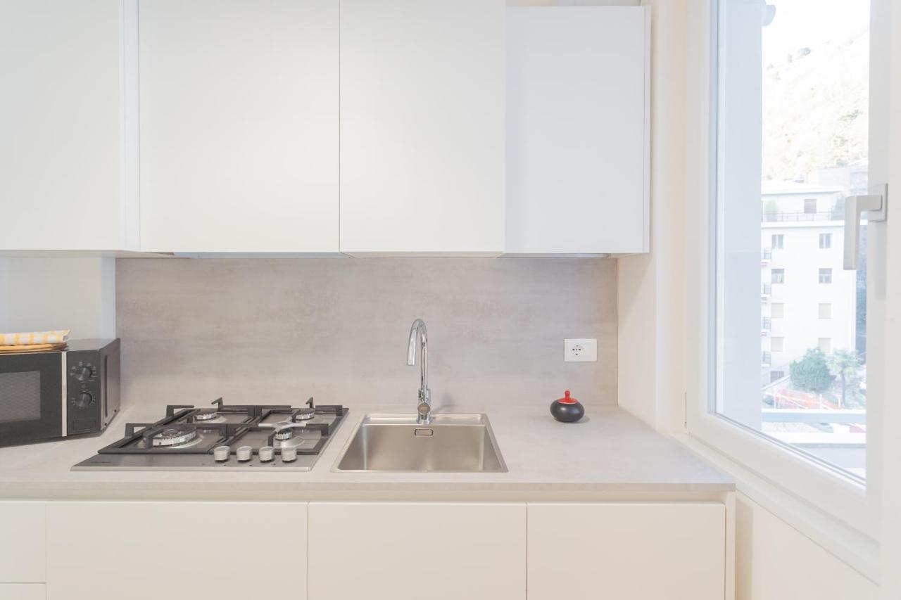 White Lake View Apartment By Rent All コモ エクステリア 写真